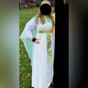 Cleopatra Halloween Costume WORN ONCE!